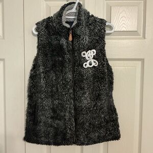 Simply Southern Women’s fleece full zip vest. Embroidered “J” Medium